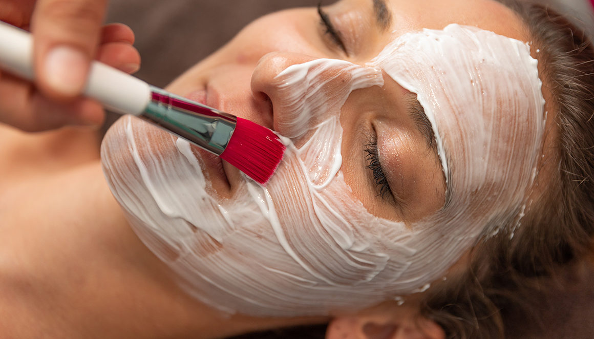 Soin-visage-contrex-femme